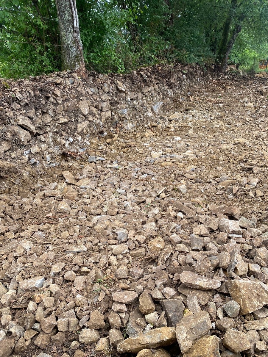 Enrochement pour soutènement terrain à Toulonjac