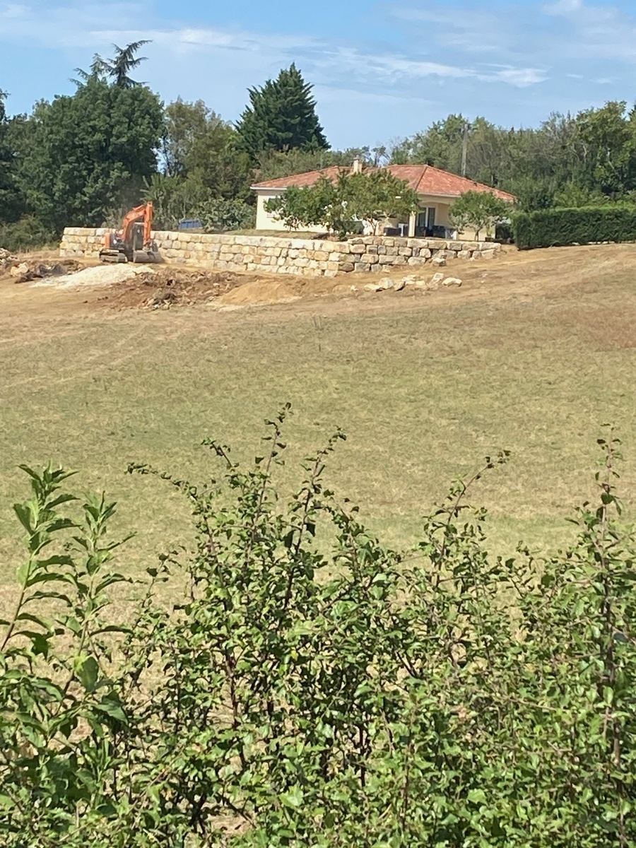 Enrochement de 110m² à Saint igest